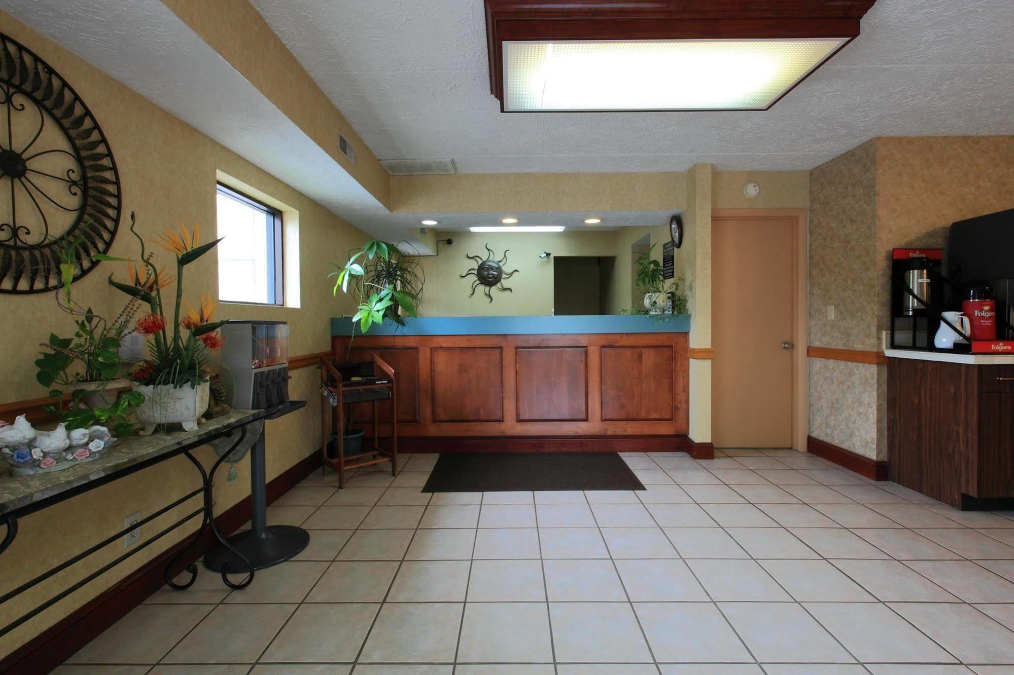 Americas Best Value Inn North Capital Raleigh Interior foto