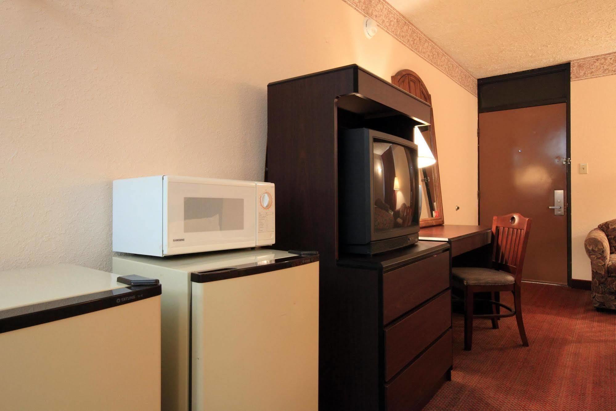 Americas Best Value Inn North Capital Raleigh Zimmer foto
